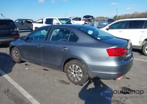 2014 Volkswagen Jetta 2.0L S z USA, uszkodzony, nr VIN 3VW2K7AJ5EM294130